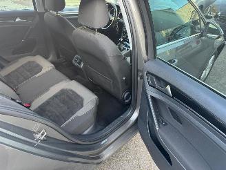 Volkswagen Golf 1.6 TDI Highline picture 11