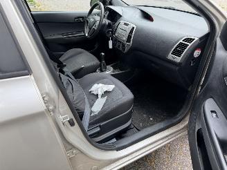 Hyundai I-20 1.2i DynamicVersion picture 11
