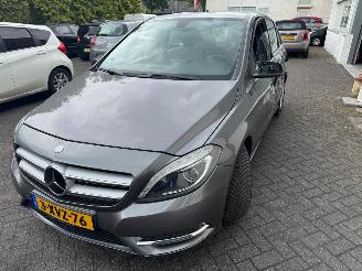  Mercedes B-klasse 180 Ambition 2014/11