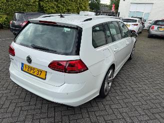 škoda osobní automobily Volkswagen Golf 1.4 TSI Highline 2015/2