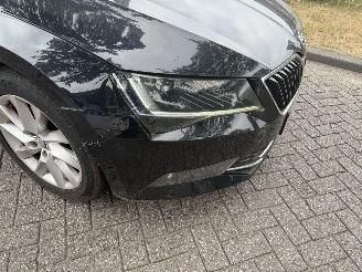 Skoda Superb 1.6TDI Ambition Business picture 6