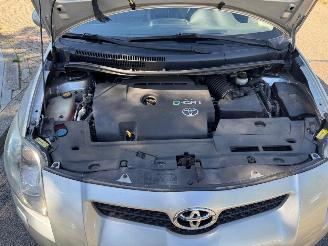 Toyota Auris 2.2 D-4D Executive picture 8