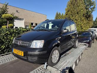 Vaurioauto  passenger cars Fiat Panda 1.2 Edizione Cool 2008/9