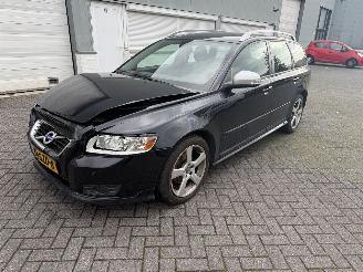krockskadad bil auto Volvo V-50 2.0 R-Design 2012/1