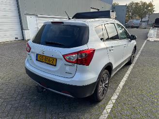 Suzuki S-Cross 1.6 Exclusive AllGrip Automaat SX4 picture 3