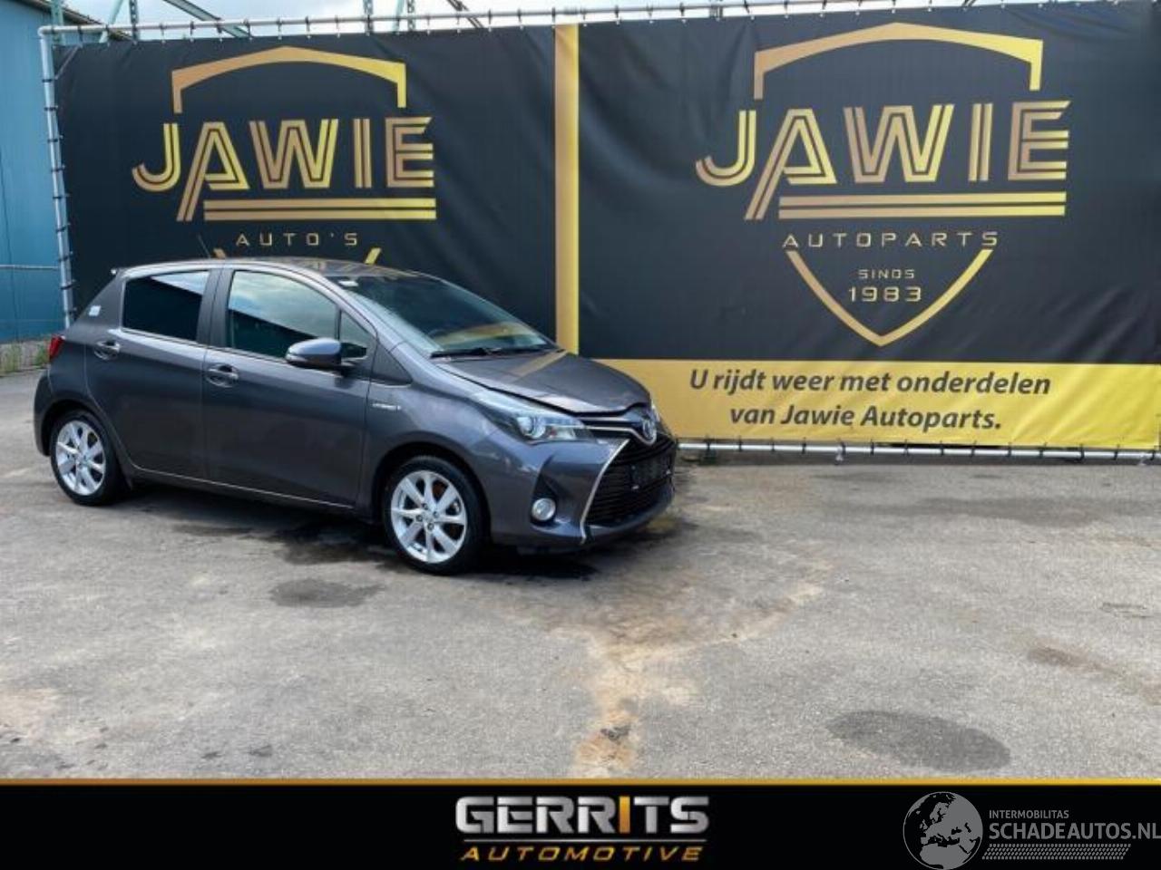 Toyota Yaris Yaris III (P13), Hatchback, 2010 / 2020 1.5 16V Hybrid