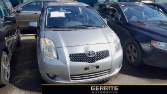 Sloopauto Toyota Yaris Yaris II (P9), Hatchback, 2005 / 2014 1.3 16V VVT-i 2006/1