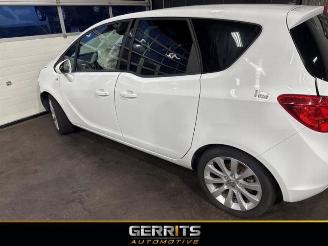 Vrakbiler auto Opel Meriva Meriva, MPV, 2010 / 2017 1.4 Turbo 16V Ecotec 2013/12