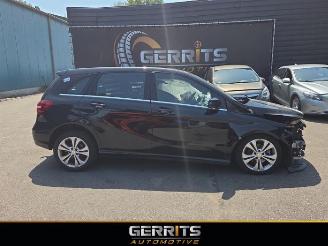 Dezmembrări autoturisme Mercedes B-klasse B (W246/W242), Hatchback, 2011 / 2018 1.6 B-180 BlueEFFICIENCY Turbo 16V 2017/1