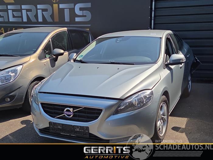 Volvo V-40 V40 (MV), Hatchback 5-drs, 2012 / 2019 1.6 D2