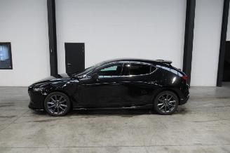 Mazda 3 SKYACTIVE picture 2