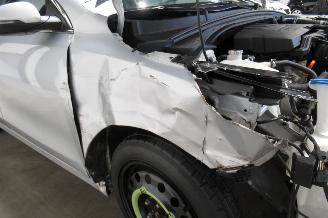 Kia Cee d SEDAN picture 12