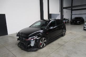 Voiture accidenté Volkswagen Golf PERFORMANCE 2018/4