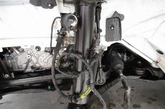 Volvo XC40 MOMENTUM picture 16