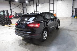 Audi Q3 SUV picture 5