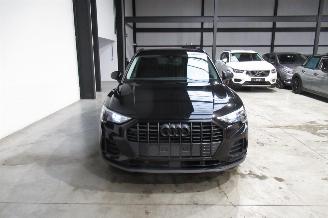 Audi Q3 SUV picture 7