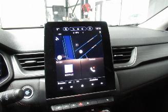 Renault Captur INITIALE picture 29