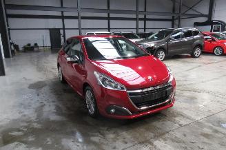 Peugeot 208 SEDAN picture 6
