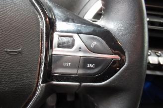 Peugeot 3008 STYLE picture 18