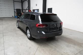 Volkswagen Passat BUSINESS picture 3