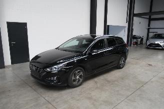 skadebil auto Hyundai I-30 BREAK 2024/4
