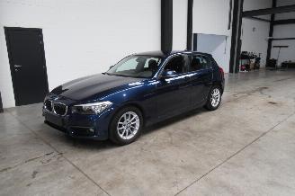 Schadeauto BMW 1-serie SEDAN 2018/10