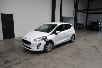 damaged passenger cars Ford Fiesta TREND 2018/1