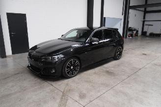 Voiture accidenté BMW 1-serie M-PACK 2018/6