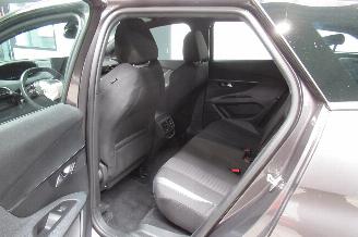 Peugeot 3008 SUV picture 15