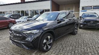 Schadeauto Mercedes GLC 300e 4Matic*AMG*Panoramadak*360 Camera*digital OLED display*air niveauregeling*Laserlicht*Leer* 2023/3
