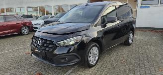 Coche accidentado Mercedes Citan 110CDI Automaat*Navigatie*digitaal Display 9,5Inch*Camera*Comfort stoelen*Licht Paket*Aluminium velgen* 2025/3