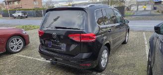 Volkswagen Touran 1.5L Benzine Highline *Automaat* LED *Ambiente *Camera *Apple CarPlay *Digitaal Cockpit *Airco *DAB+ picture 11