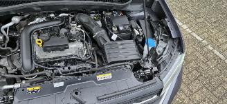 Volkswagen T-Cross 1.0L Benzine Life*Airco*Keyless*Camera*LED*DAB*Trekhaak* picture 6