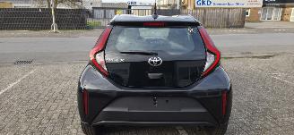Toyota Aygo X Play*1.0L*Automaat*Ambiente*Navigatie*DAB*Camera picture 6