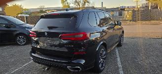 BMW X5  picture 6