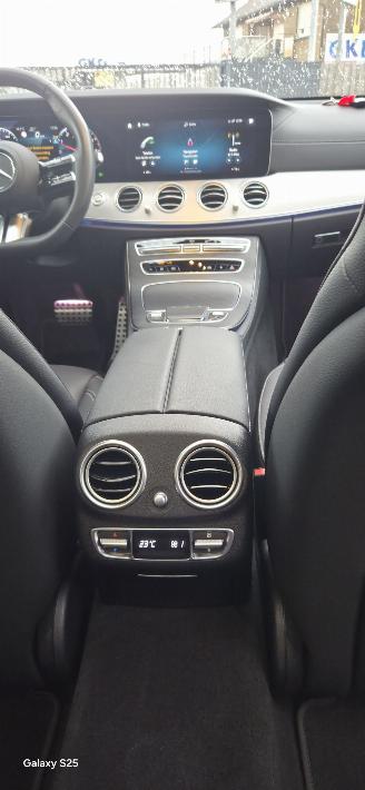 Mercedes E-klasse E300de PluginHybrid picture 15