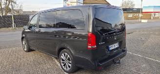 Mercedes V-klasse 300 Avandgarde Lang*9 persoons*AWD*Automaat*360 Camera*Ambiente*Navigatie*Nightvision*LaserLED*Trekhaak* picture 6