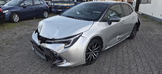 Voiture accidenté Toyota Corolla GR Sport 1.8L Hybride*Bi-LED adaptive*DAB*parkeer assistent*Camera*Navigatie*Apple CarPlay*Sportstoelen 2024/10