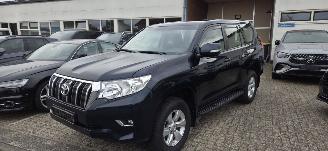  Toyota Landcruiser 2.8L D4D* 5 deurs* Automaat*Navigatie*Kamera*trekhaak* 2022/4