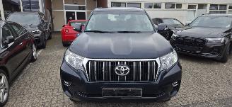 Toyota Landcruiser 2.8L D4D* 5 deurs* Automaat*Navigatie*Kamera*trekhaak* picture 2