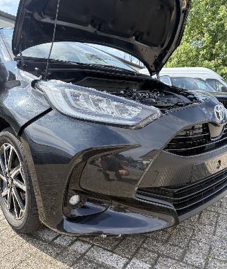 Toyota Yaris 1.5L VVTi 130 Co 95Gr * LED*HeadUp*Trekhaak*Navigatie*Keyless* picture 23