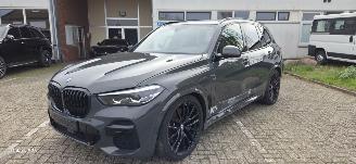Unfallwagen BMW X5  2022/12
