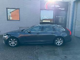 krockskadad bil auto Volvo V-90 Volvo V90 2.0d 2019 2019/4