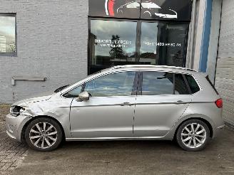 uszkodzony samochody osobowe Volkswagen Golf Sportsvan VW GOLF 2.0D DSG 2015 2015/5