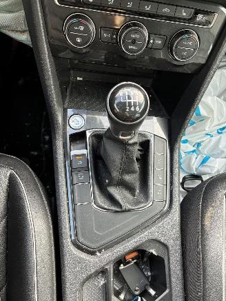 Volkswagen Tiguan VW TIGUAN 1.4TSI 2018 7 ZIT picture 25
