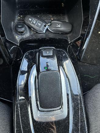 Peugeot 2008 PEUGEOT 2008e 2021 / AUTO START !!!!! picture 18