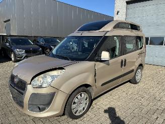 Vaurioauto  passenger cars Fiat Doblo FIAT DOBLO 1.4I ROLSTOEL 2012 2012/12