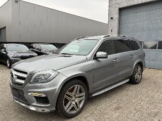 Damaged car Mercedes Gl-klasse MERCEDES GL350d AMG 2015 7 ZIT 2015/12