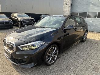 skadebil auto BMW 1-serie BMW 116d M 2021 2021/1