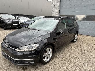 Schadeauto Volkswagen Golf VW GOLF 7 1.6TDI DSG 2018 2018/7